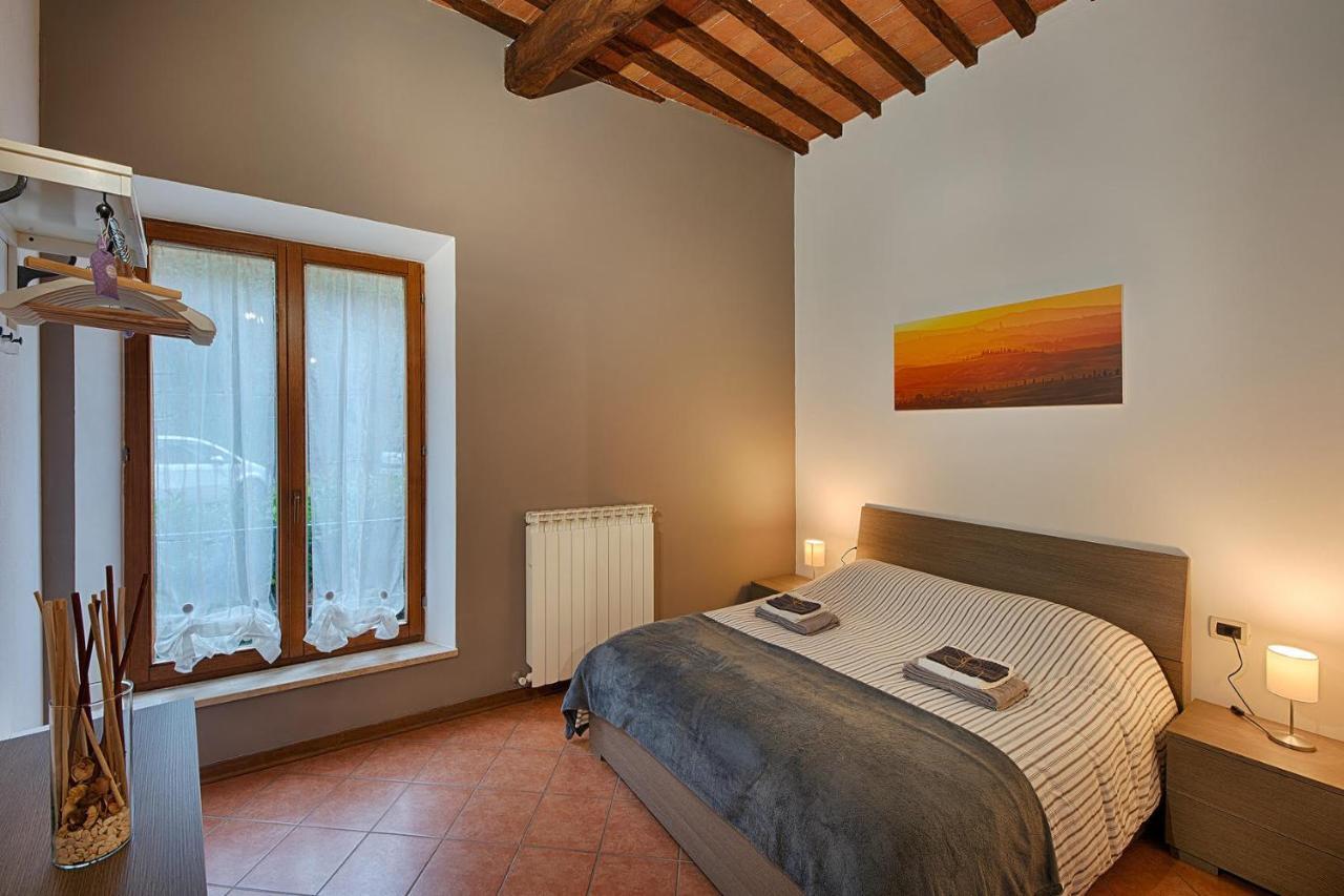 Casazappa - In Centro A Piedi, Parcheggio E Giardino Privato Leilighet Siena Eksteriør bilde