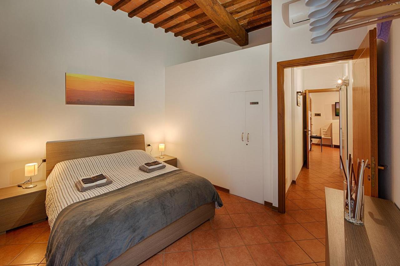 Casazappa - In Centro A Piedi, Parcheggio E Giardino Privato Leilighet Siena Eksteriør bilde